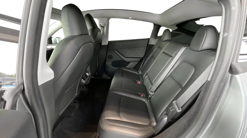 Tesla Model Y Long Range RWD 5d