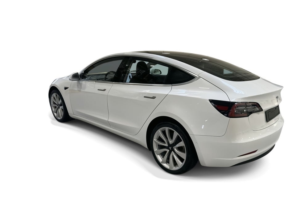 Tesla Model 3 Long Range AWD 4d