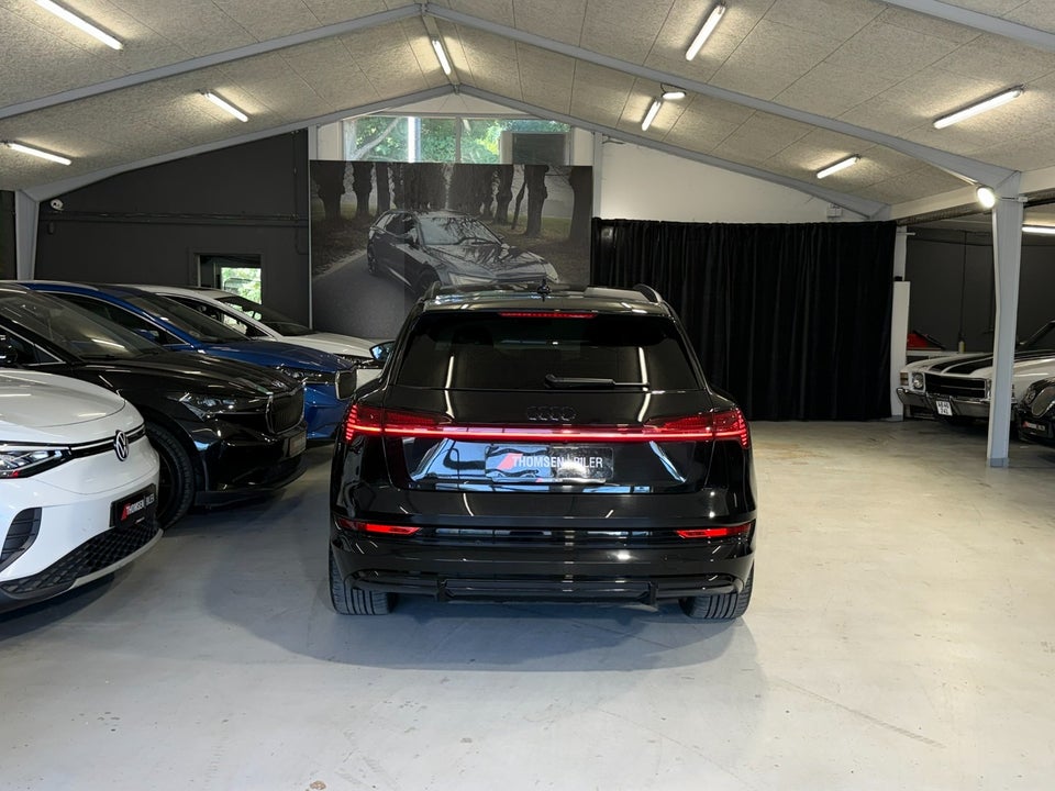 Audi e-tron 55 S-line quattro 5d