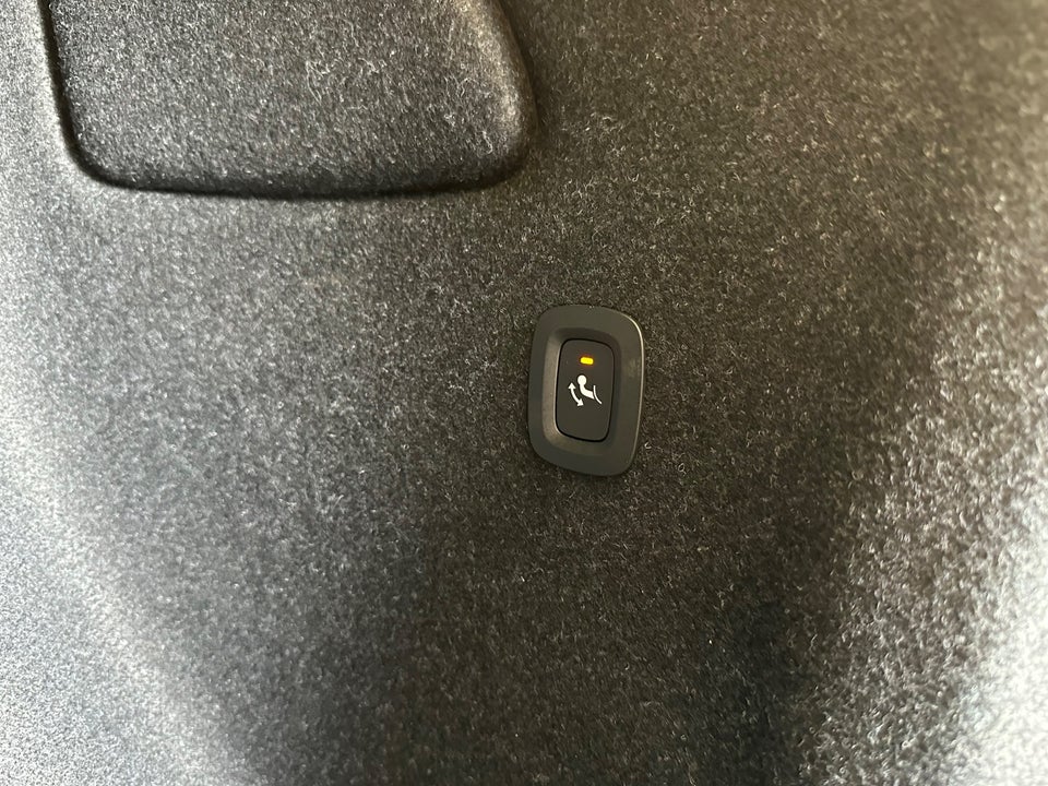 Volvo XC40 P8 ReCharge Twin Plus 5d