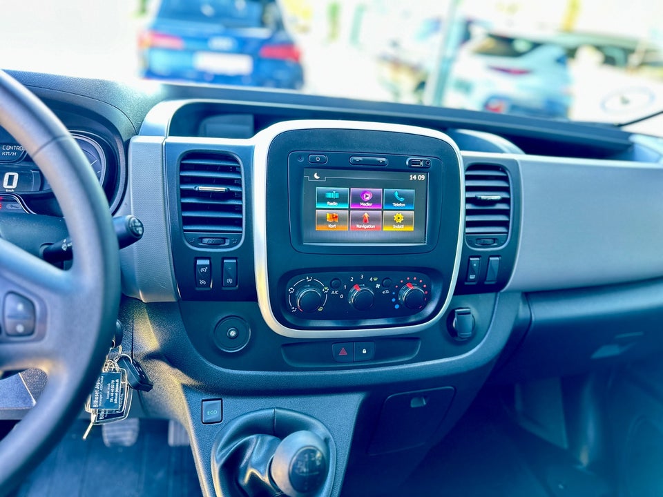 Renault Trafic T29 1,6 dCi 145 L2H2