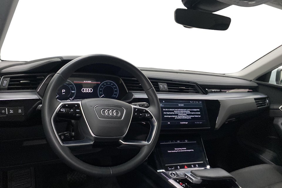 Audi Q8 e-tron 50 Prestige quattro 5d