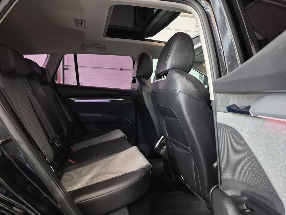 Skoda Enyaq 80 iV Plus 5d