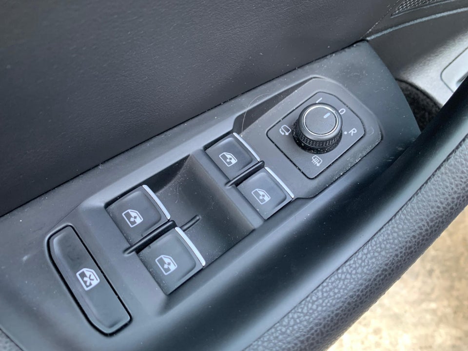 VW Passat 1,5 TSi 150 Business DSG 4d