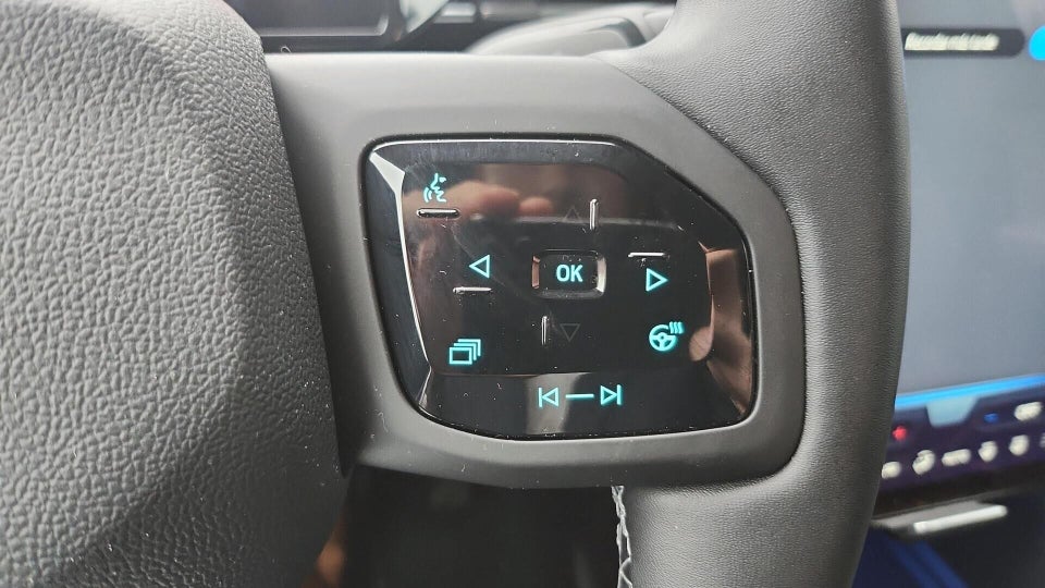 Ford Explorer 82 Premium Extended Range 5d