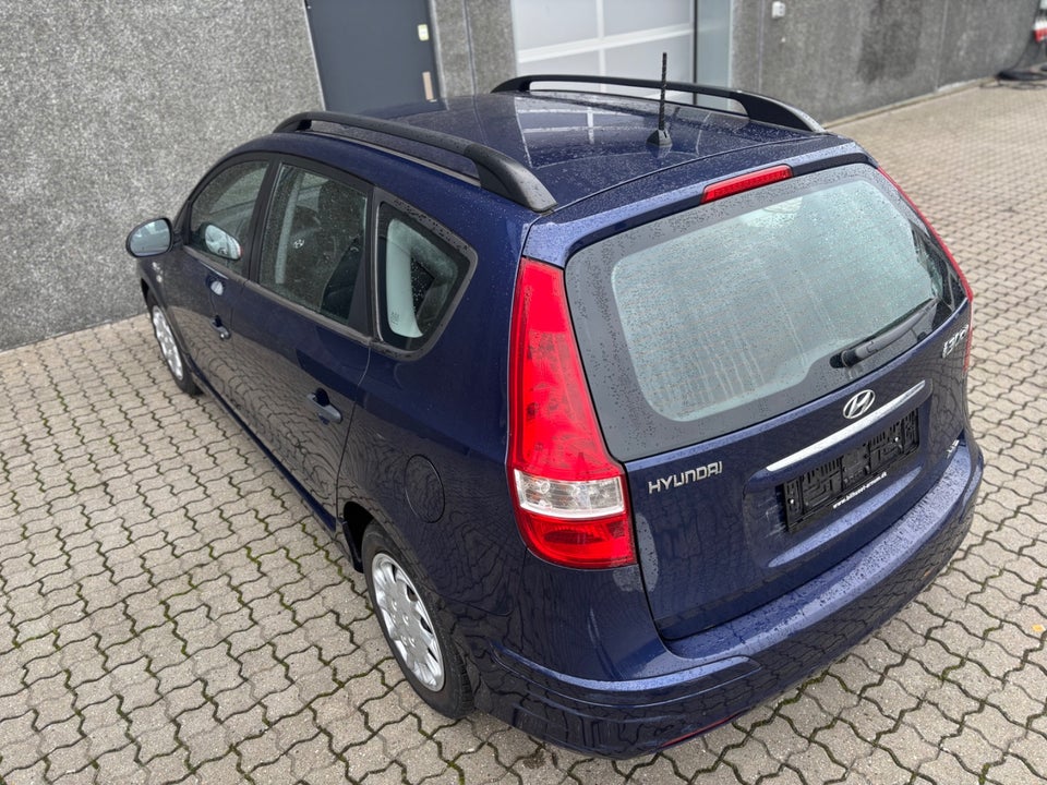 Hyundai i30 1,6 CRDi 90 Blue Drive 5d