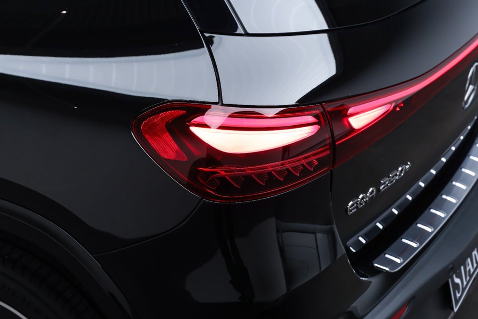 Mercedes EQA250+ AMG Advance 5d