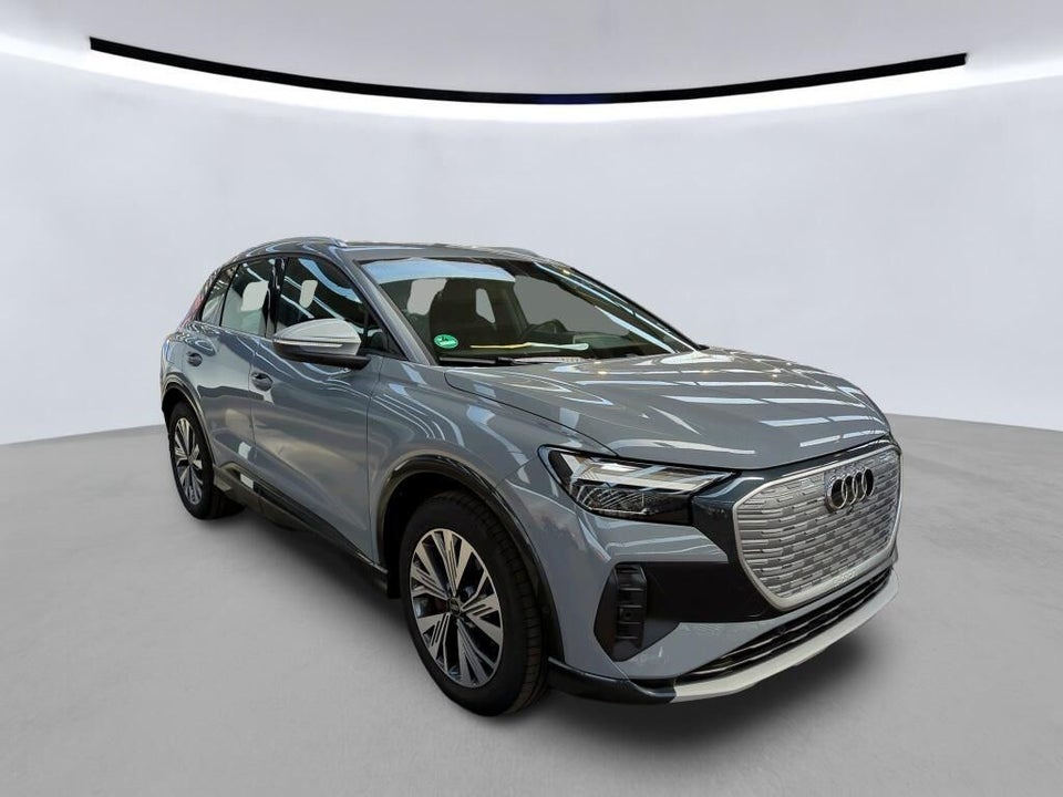 Audi Q4 e-tron 40 Advanced 5d