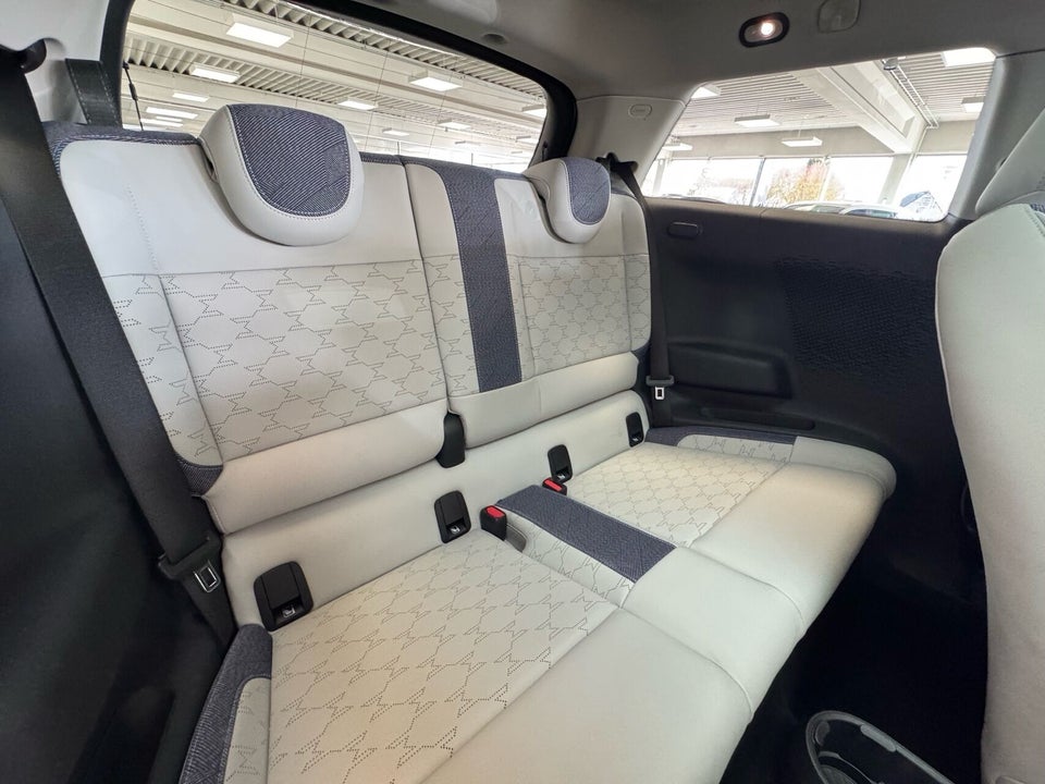 MINI Cooper E Classic Trim L 3d