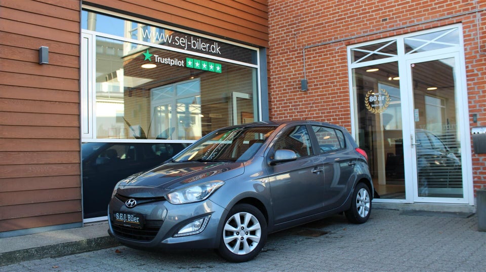 Hyundai i20 1,25 Classic XTR 5d