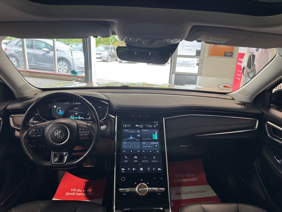 MG Marvel R Luxury 5d