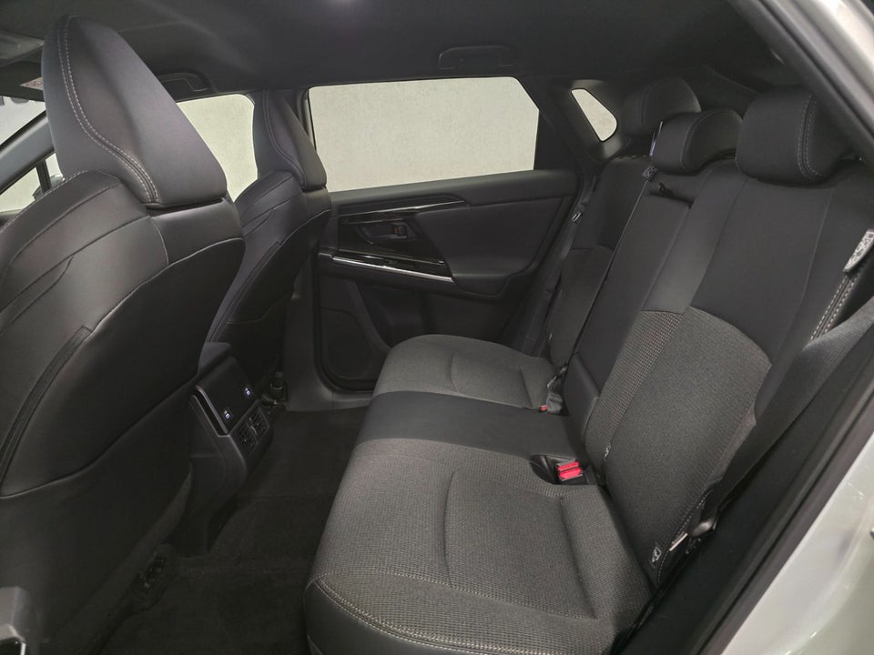 Toyota bZ4X Active 5d