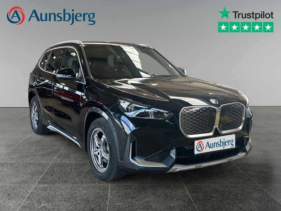 BMW iX1 eDrive20 X-Line 5d