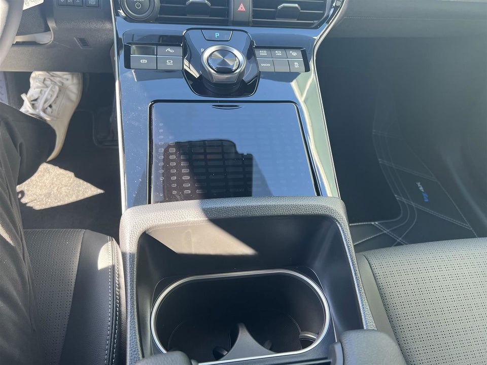 Toyota bZ4X Executive 5d