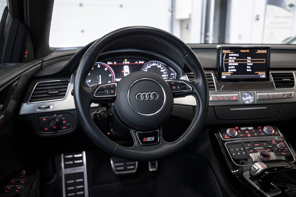 Audi S8 4,0 TFSi quattro Tiptr. 4d