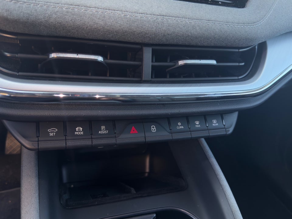 Skoda Enyaq 80 iV Suite 5d