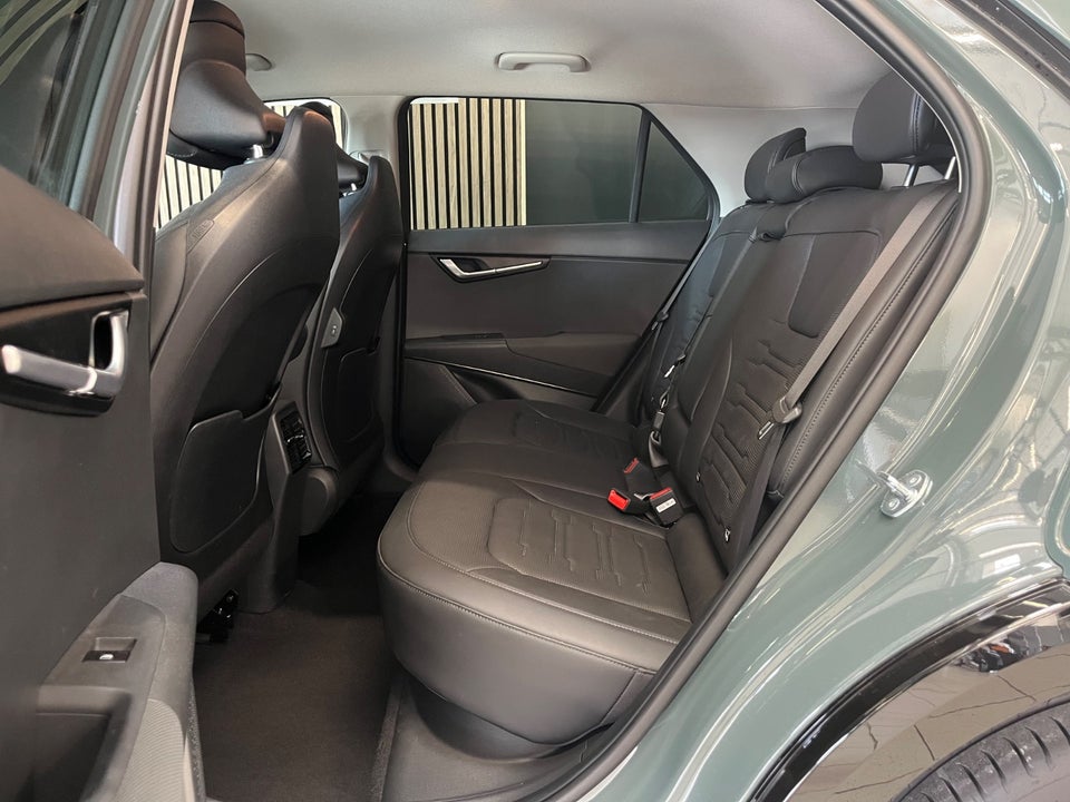 Kia Niro 64 EV Inspire 5d