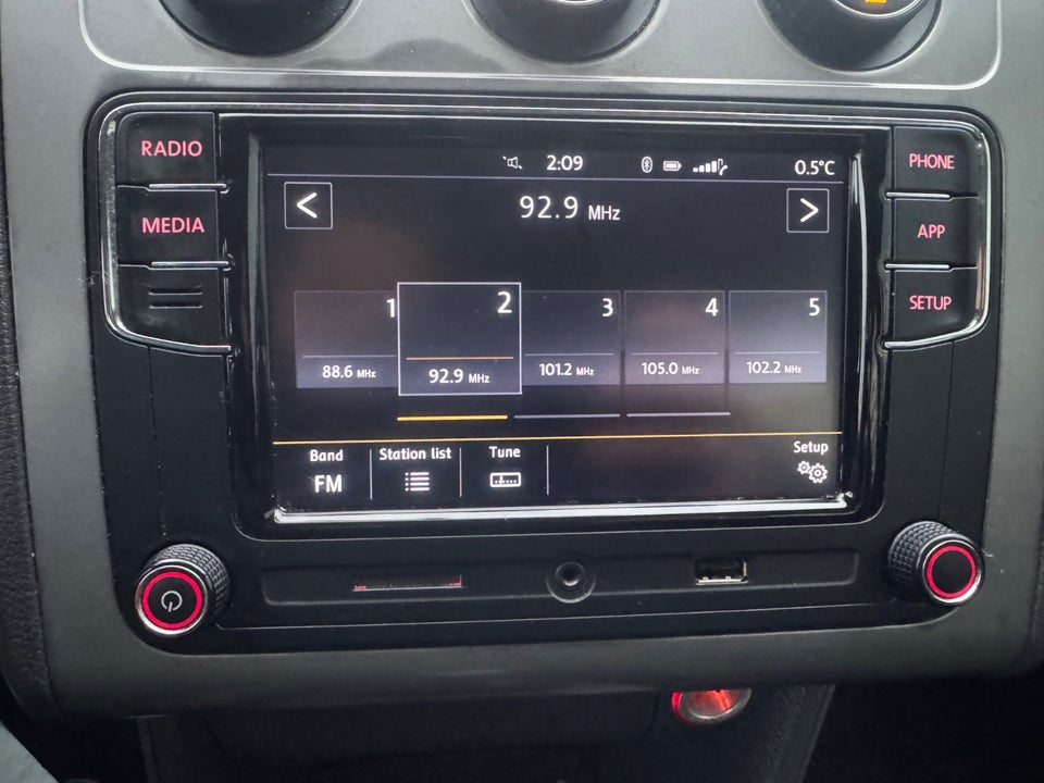 VW Touran 1,9 TDi 100 Trendline 7prs 5d