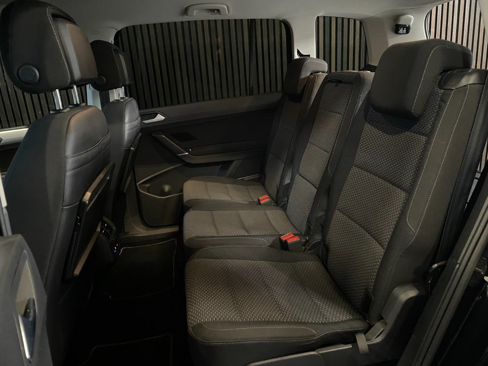 VW Touran 2,0 TDi 150 Comfortline DSG 7prs 5d