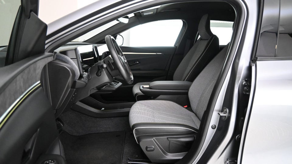 Renault Megane E-Tech 60 Techno 5d