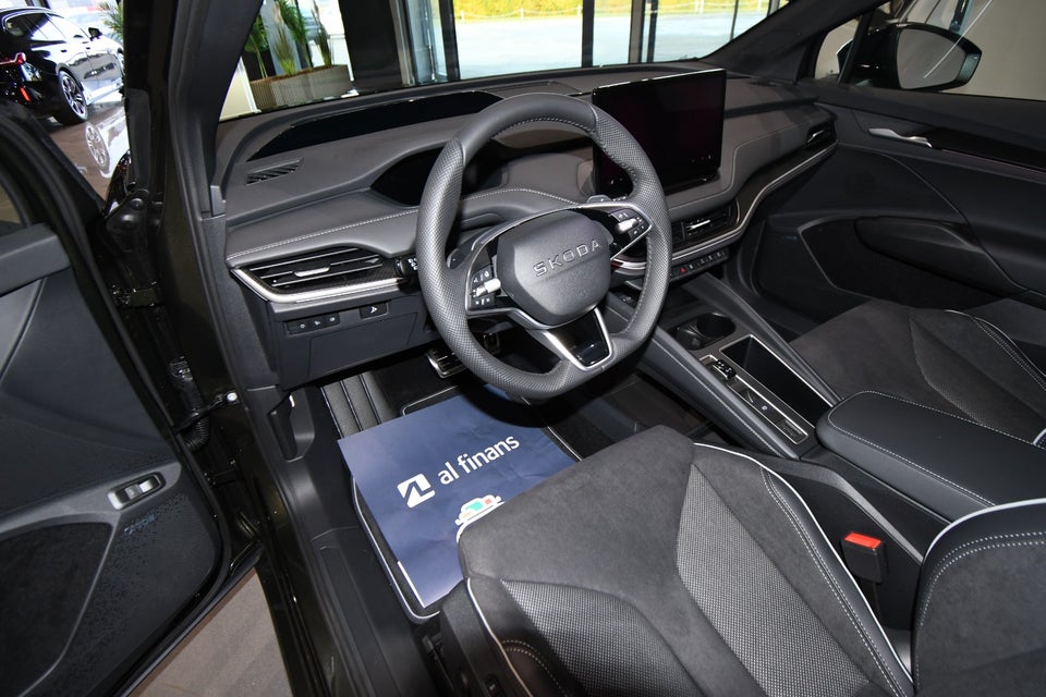 Skoda Enyaq 85x iV Sportline Maxx 5d