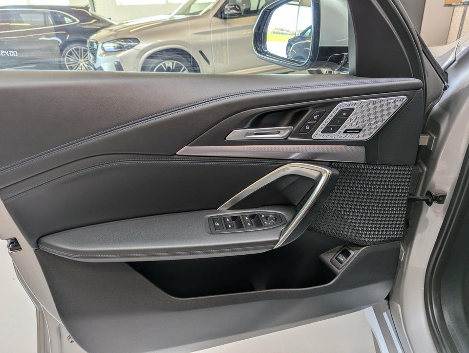 BMW iX1 eDrive20 M-Sport 5d