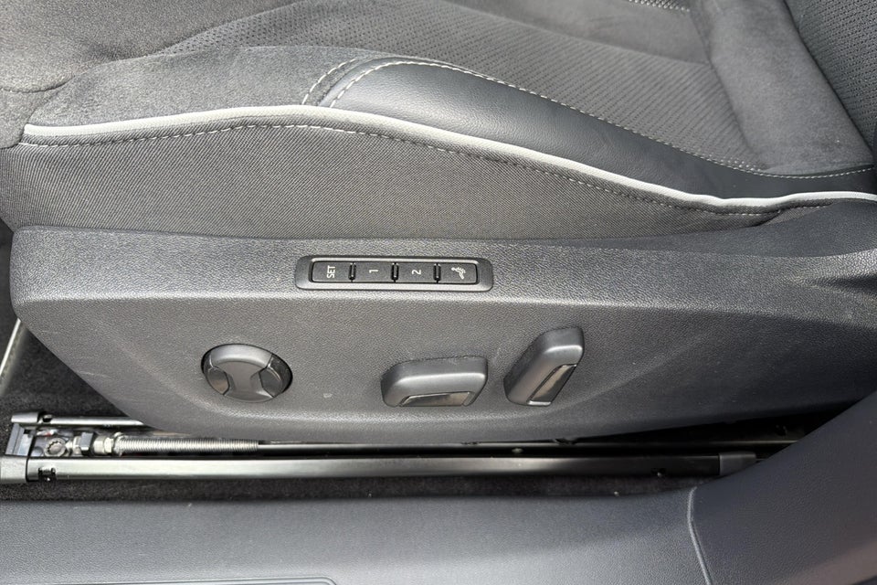 Skoda Enyaq 85 iV Sportline Advanced 5d