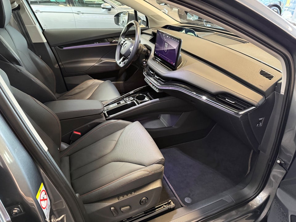 Skoda Enyaq 80 iV Suite 5d