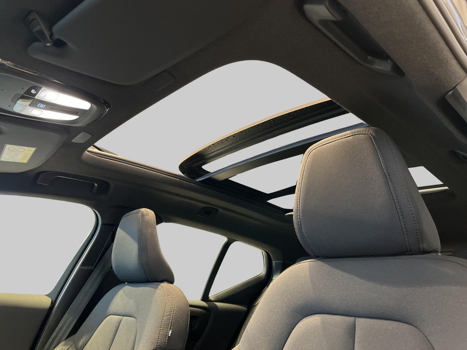 Volvo XC40 ReCharge Extended Range Ultimate 5d