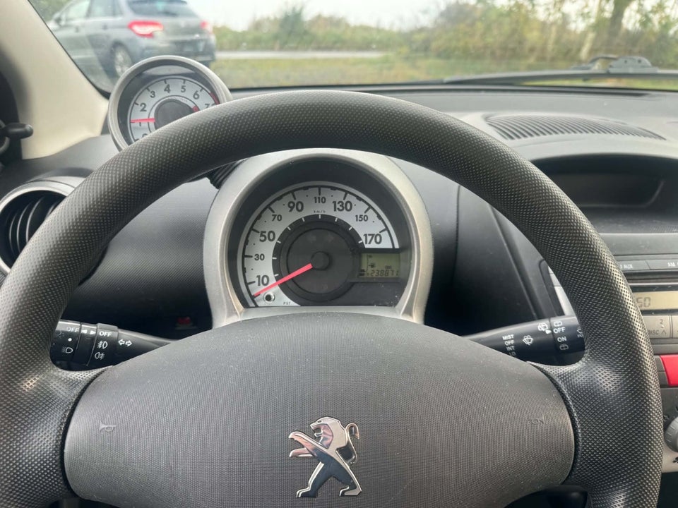 Peugeot 107 1,0 Active 5d