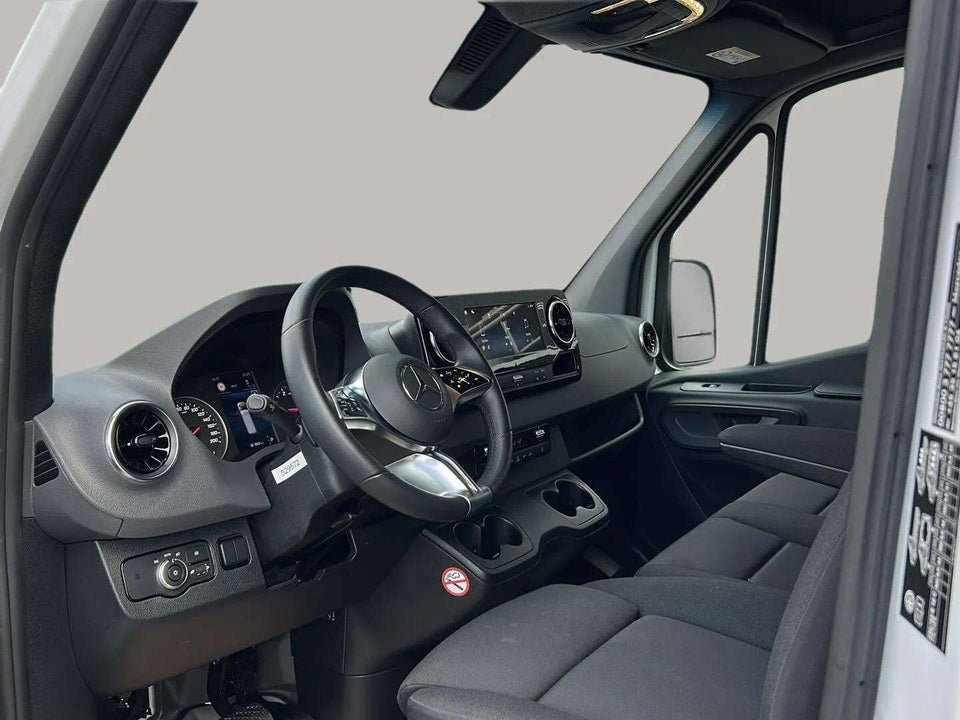 Mercedes Sprinter 317 2,0 CDi A2 Kassevogn PRO aut. RWD