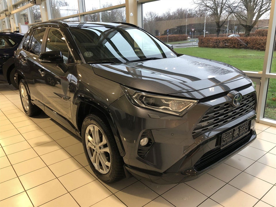 Toyota RAV4 2,5 Hybrid H3 Style MDS 5d