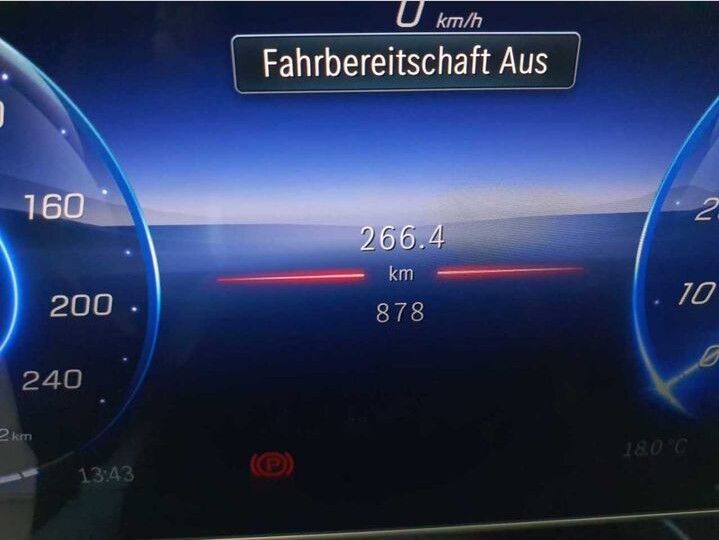 Mercedes EQE300 AMG Line 4d