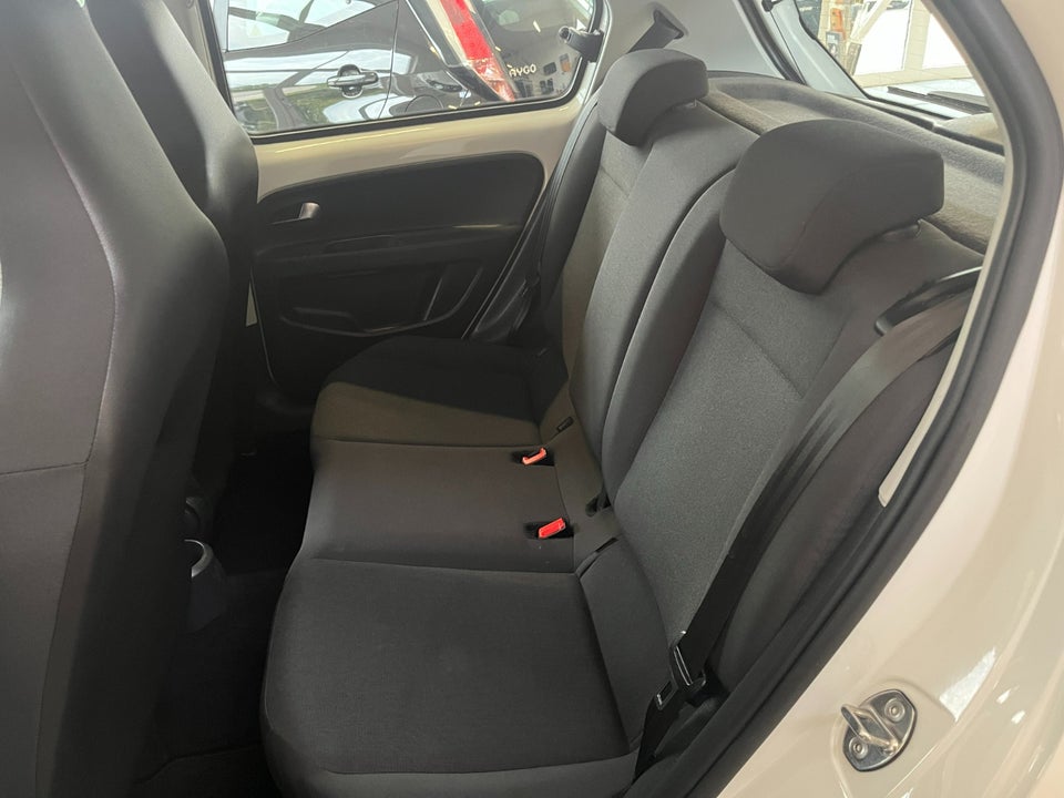VW Up! 1,0 MPi 60 Move Up! BMT 5d