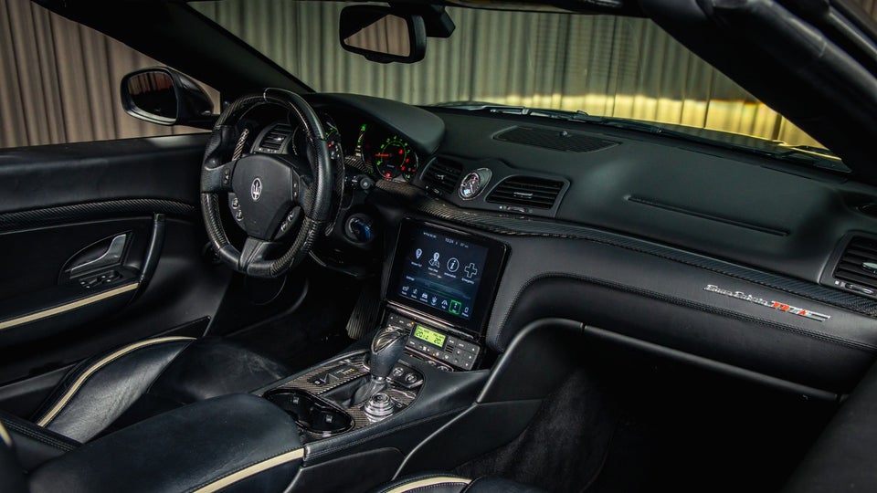 Maserati GranCabrio 4,7 MC Stradale aut. 2d