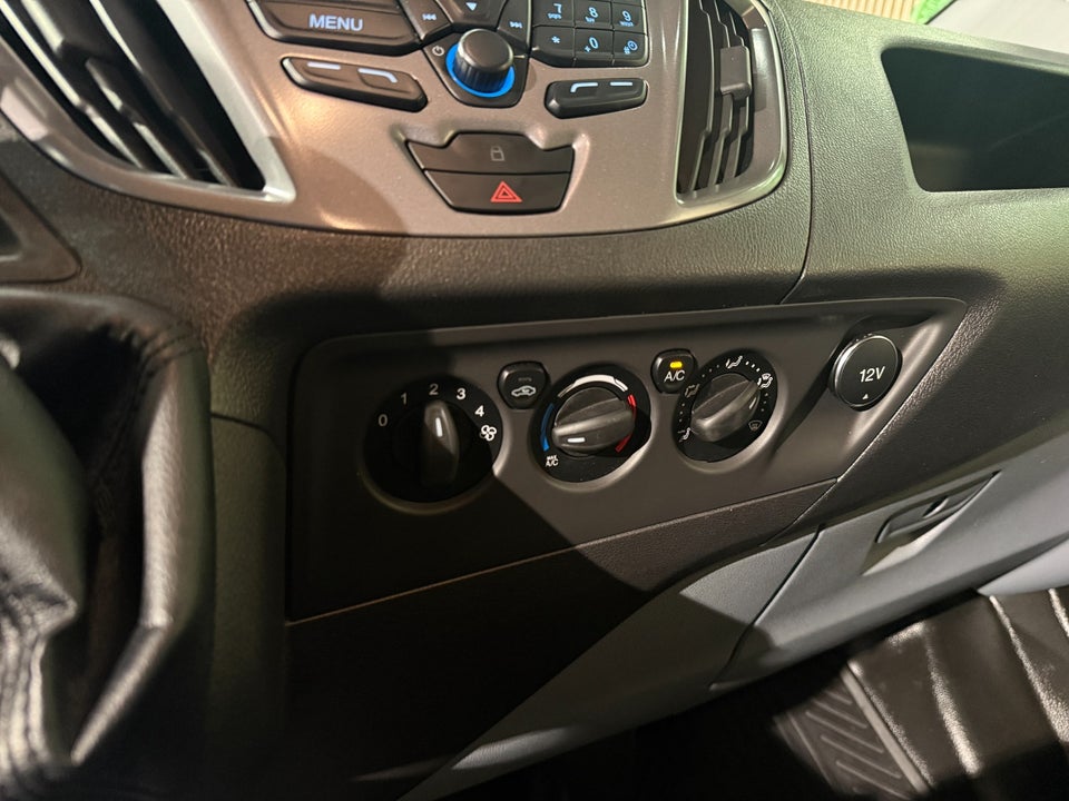 Ford Transit Custom 310L 2,2 TDCi 125 Trend Van 5d