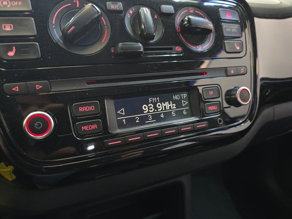 VW Up! 1,0 75 Move Up! BMT 5d