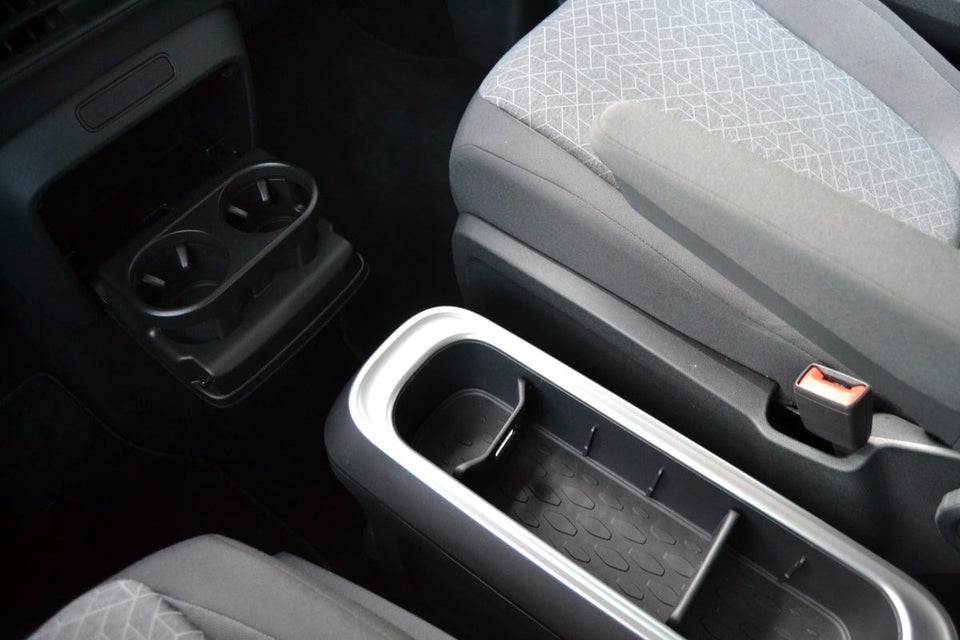 VW ID.Buzz 77 Pro SWB 5d