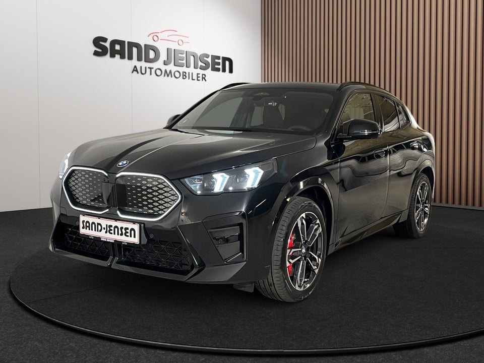 BMW iX2 xDrive30 Supercharged 5d