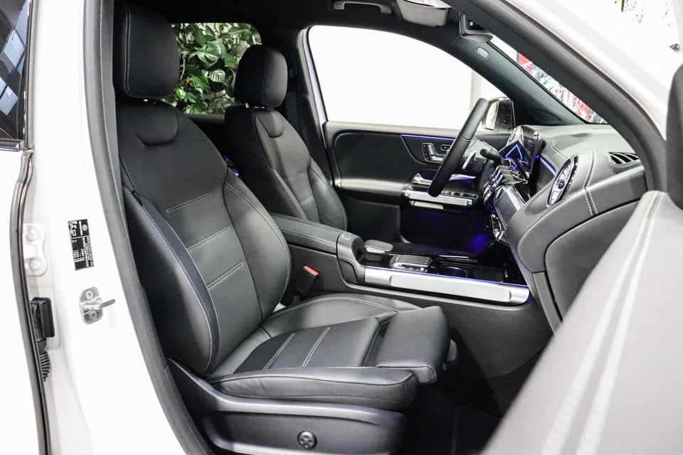 Mercedes EQB350 AMG Line 4Matic 5d