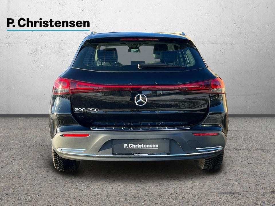 Mercedes EQA250 5d