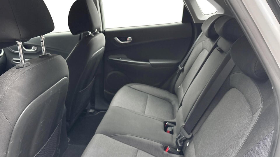 Hyundai Kona 39 EV Select 5d