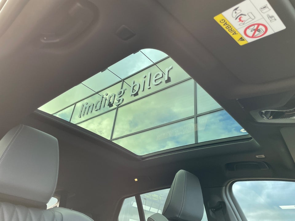 BMW iX2 xDrive30 M-Sport 5d