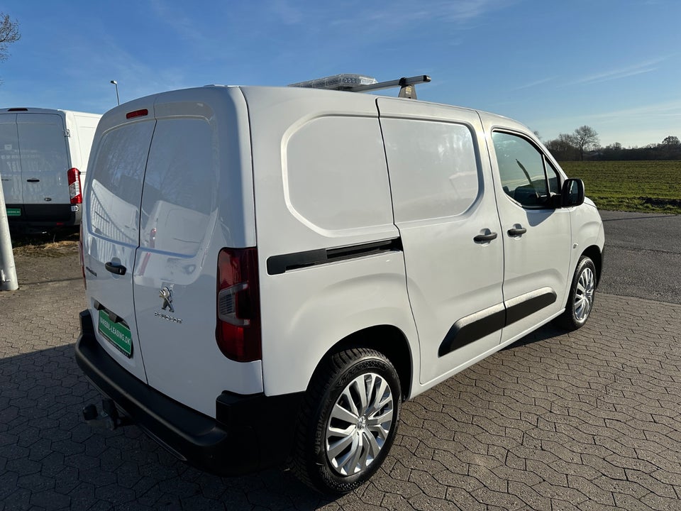 Peugeot Partner 1,5 BlueHDi 100 L1V1 Plus Van