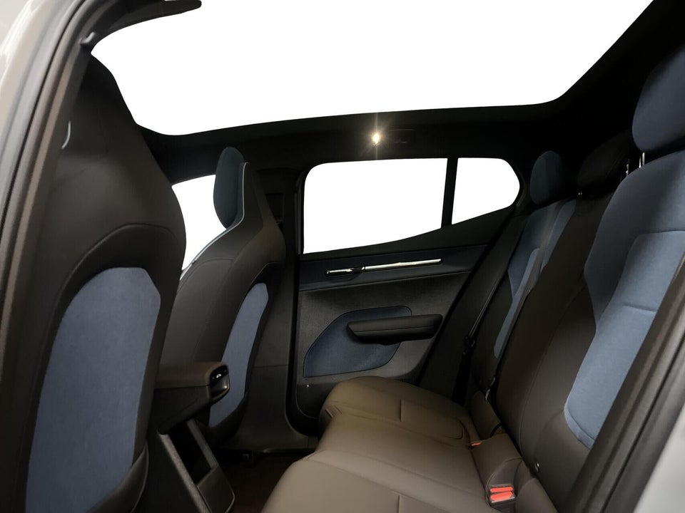 Volvo EX30 Twin Performance Ultra 5d