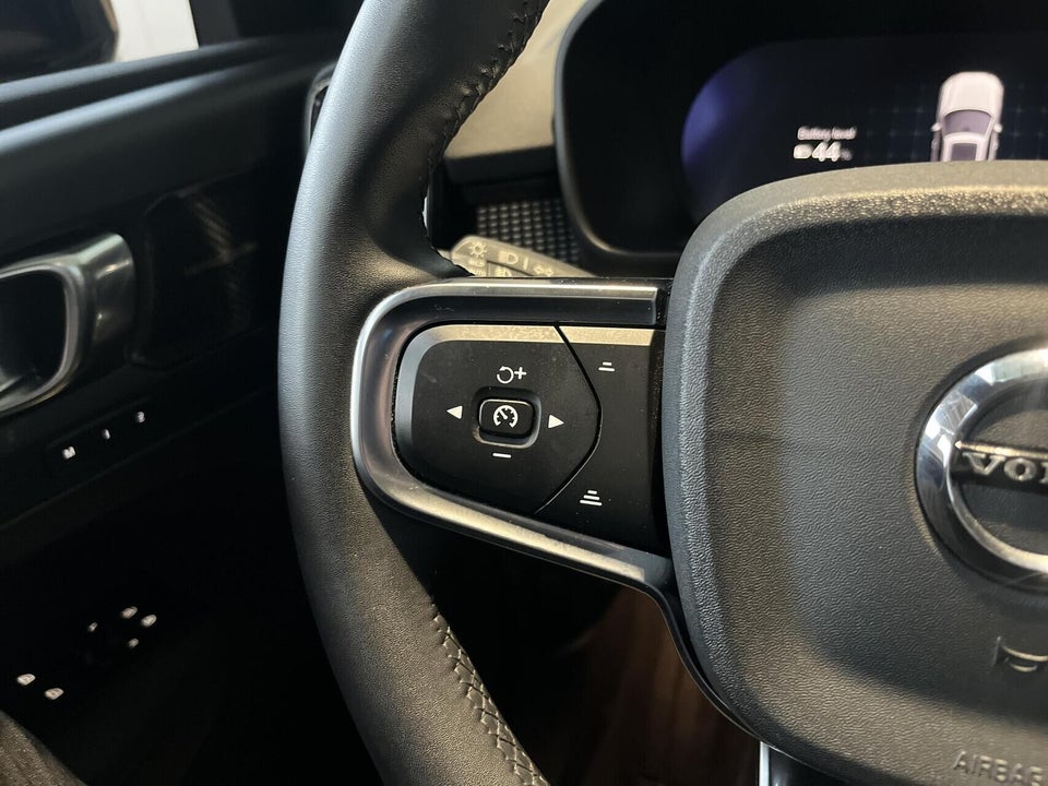 Volvo XC40 P6 ReCharge Pro 5d