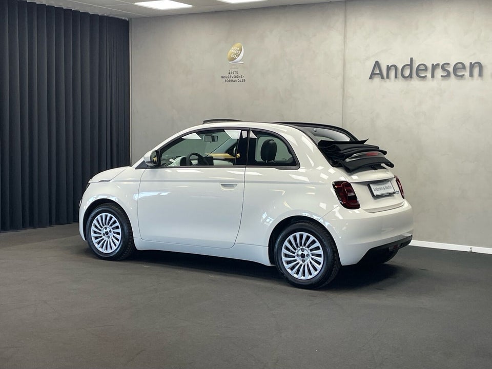 Fiat 500e 42 Icon Cabrio 2d