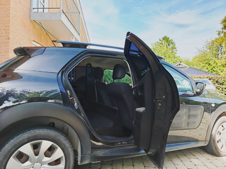 Citroën C4 Cactus 1,2 PureTech 82 Feel Van 5d