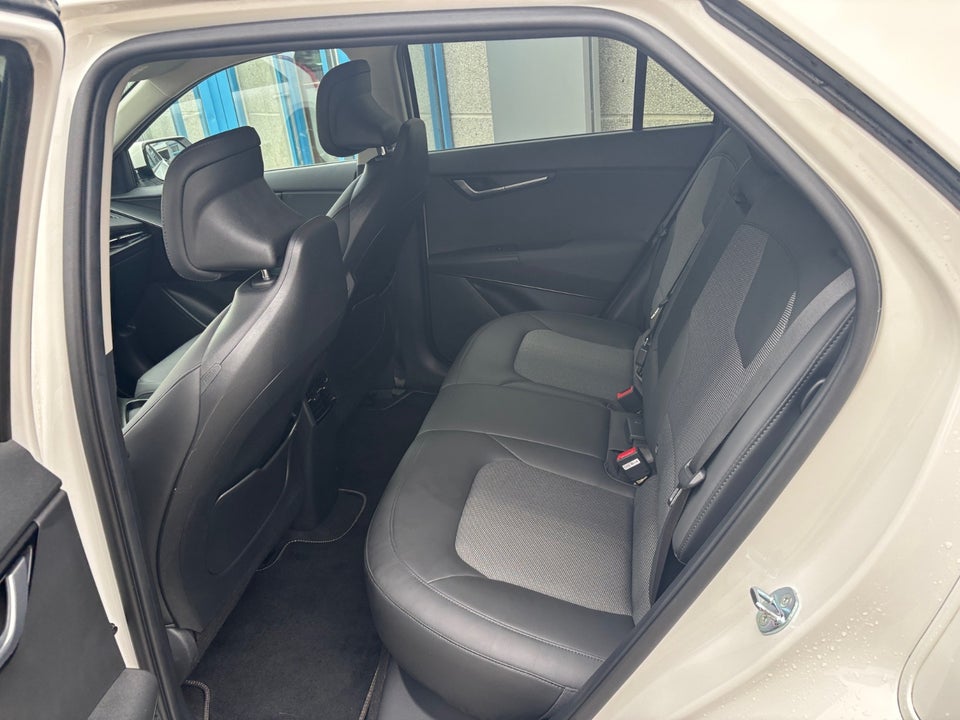 Kia Niro 64 EV Vision 5d