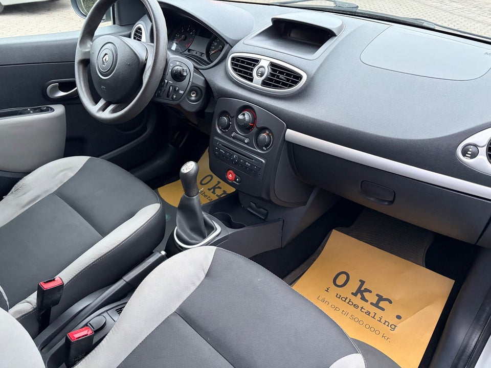 Renault Clio III 1,5 dCi 75 Expression 5d